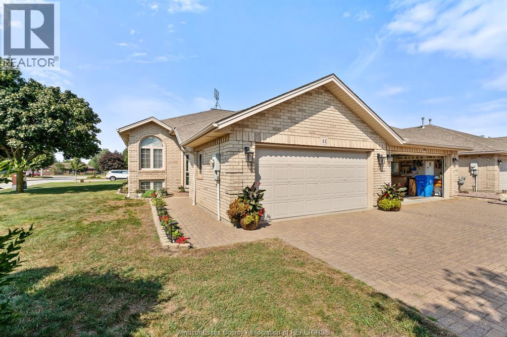MLS# 26021589: 41 Queens Hill CRESCENT, Leamington, Canada