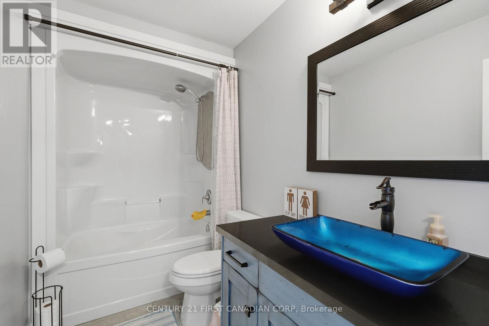 29 Nicoles Trail, Thames Centre, Ontario  N0M 2P0 - Photo 16 - X13744258