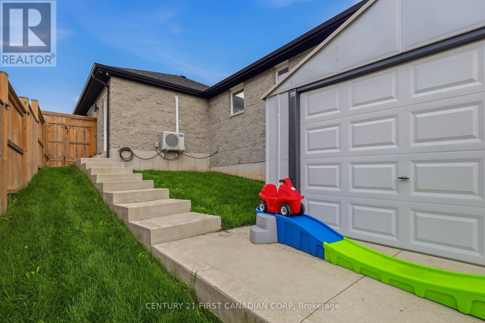29 Nicoles Trail, Thames Centre, Ontario  N0M 2P0 - Photo 41 - X13744258