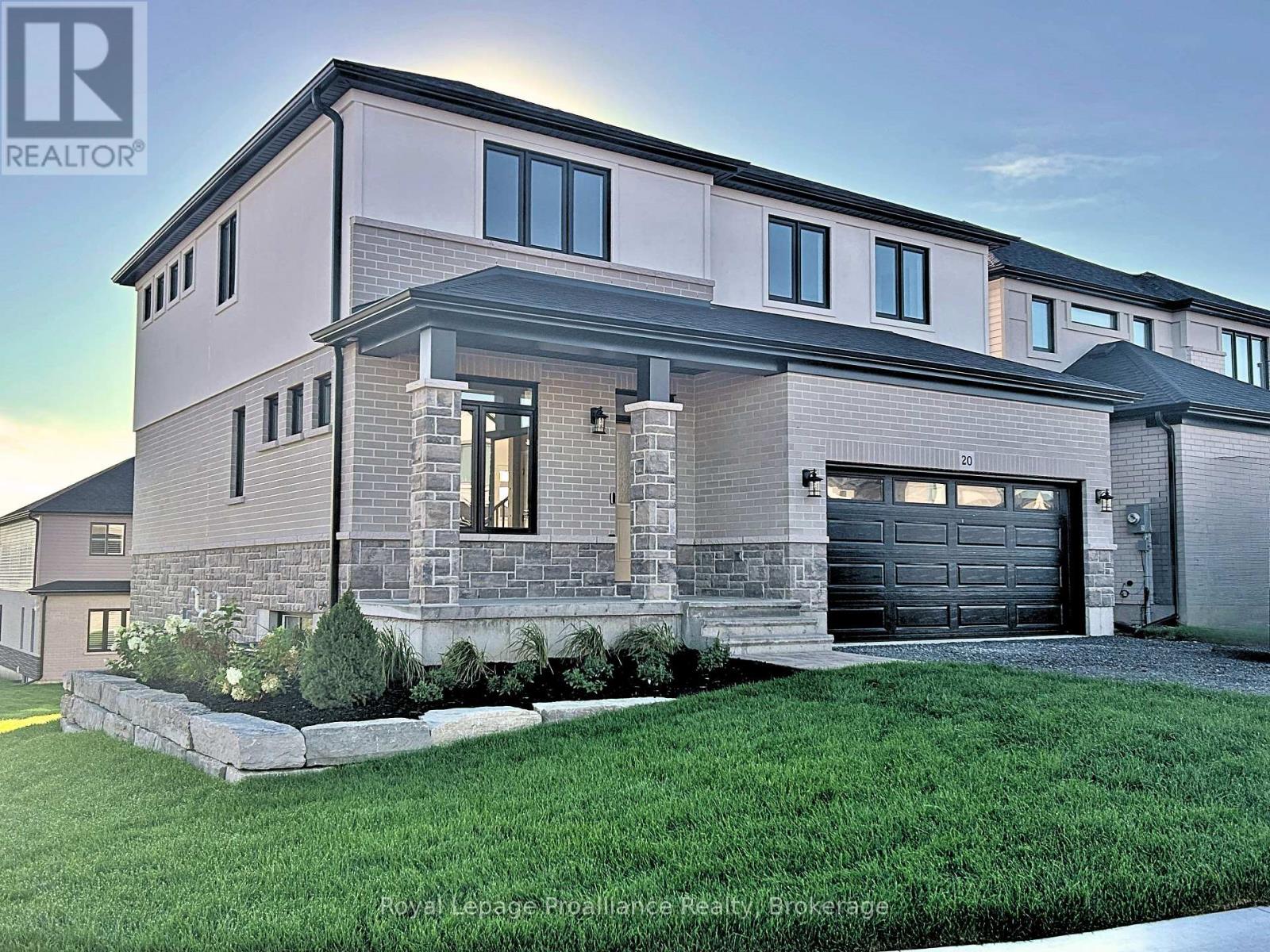 20 Peace River Street, Belleville, Ontario  K8N 0V4 - Photo 2 - X13593518