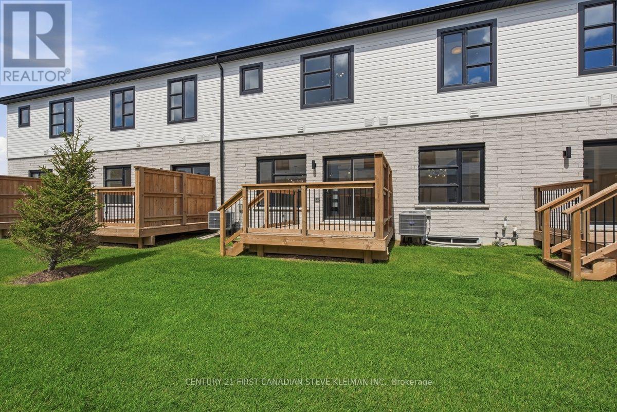 19 - 2700 Buroak Drive, London North, Ontario  N6G 5B6 - Photo 45 - X12773168