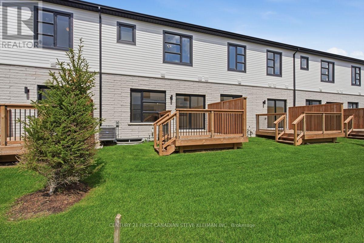 19 - 2700 Buroak Drive, London North, Ontario  N6G 5B6 - Photo 46 - X12773168