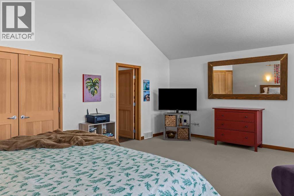 1712 11th Avenue, Canmore, Alberta  T1W 1V2 - Photo 38 - A2342725