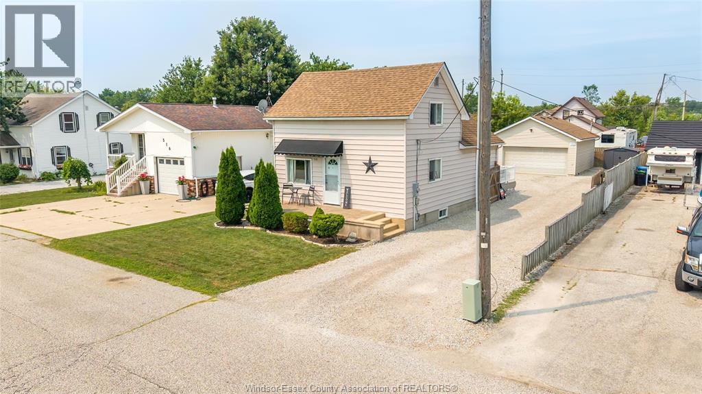 518 ARQUETTE AVENUE, McGregor, Ontario