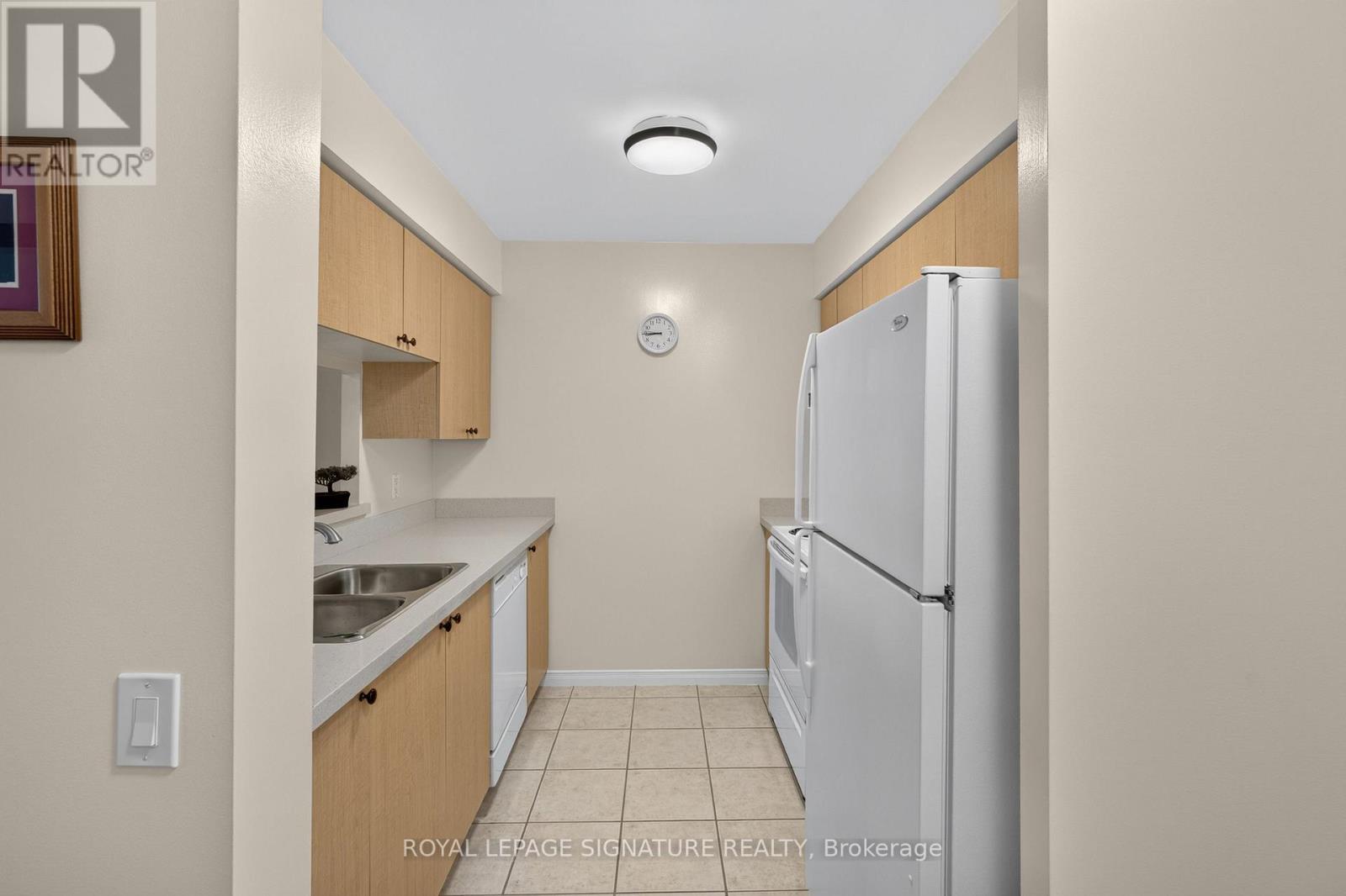 610 - 1200 The Esplanade Road N, Pickering, Ontario  L1V 6V3 - Photo 8 - E13744184