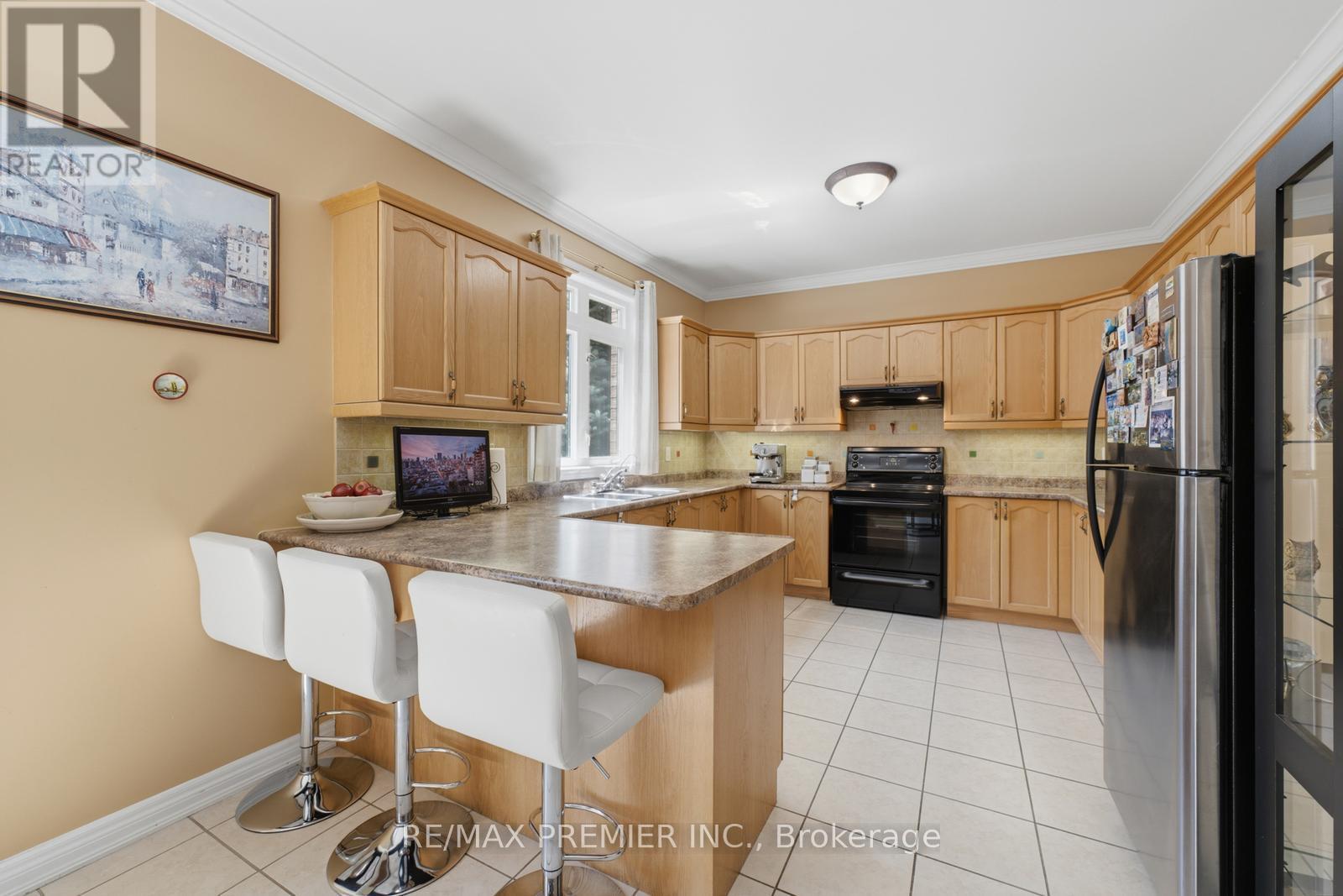63 Summeridge Drive, Vaughan, Ontario  L4J 8T3 - Photo 12 - N13744266