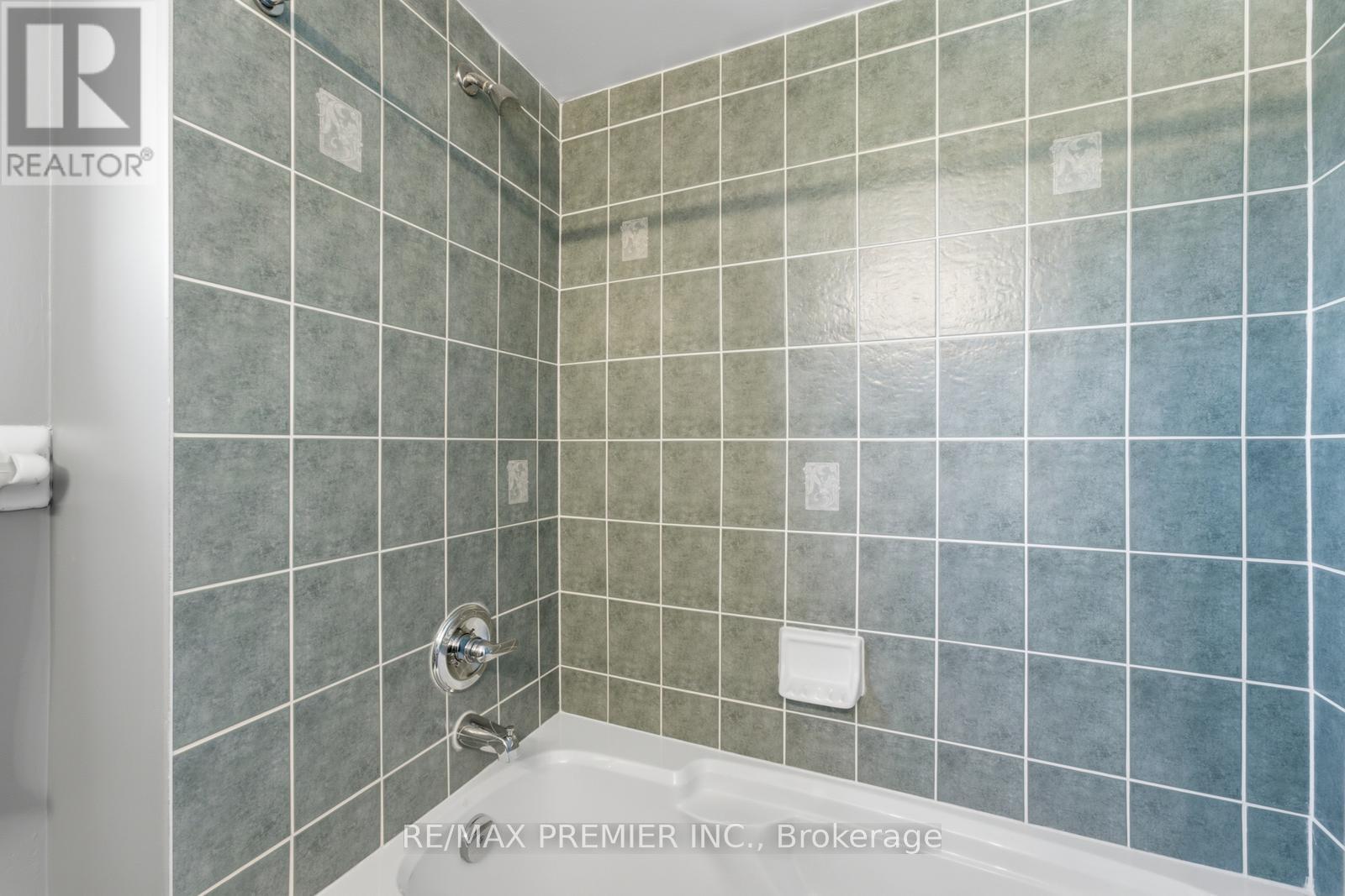 63 Summeridge Drive, Vaughan, Ontario  L4J 8T3 - Photo 35 - N13744266