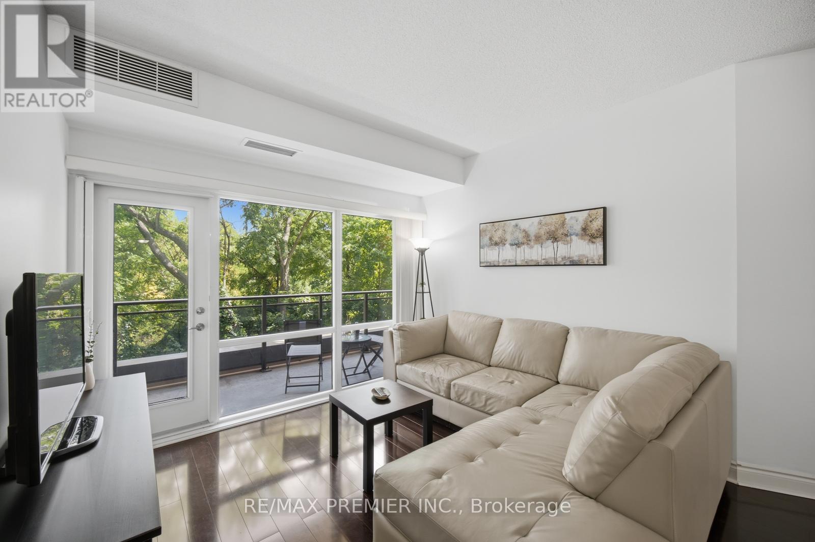 217 - 8201 Islington Avenue, Vaughan, Ontario  L4L 9S6 - Photo 15 - N13744288