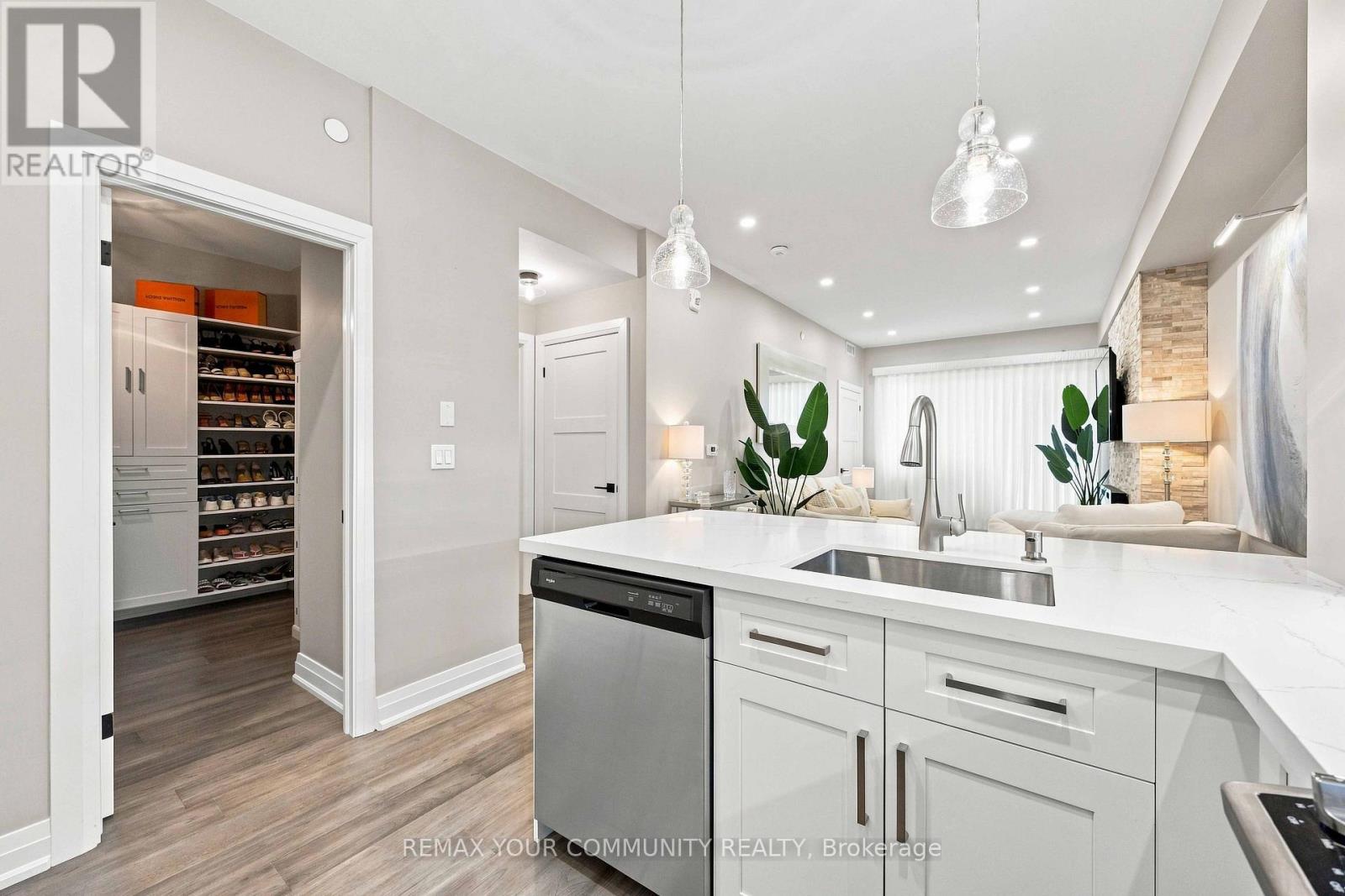 238 - 555 William Graham Drive, Aurora, Ontario  L4G 4H9 - Photo 14 - N13744312