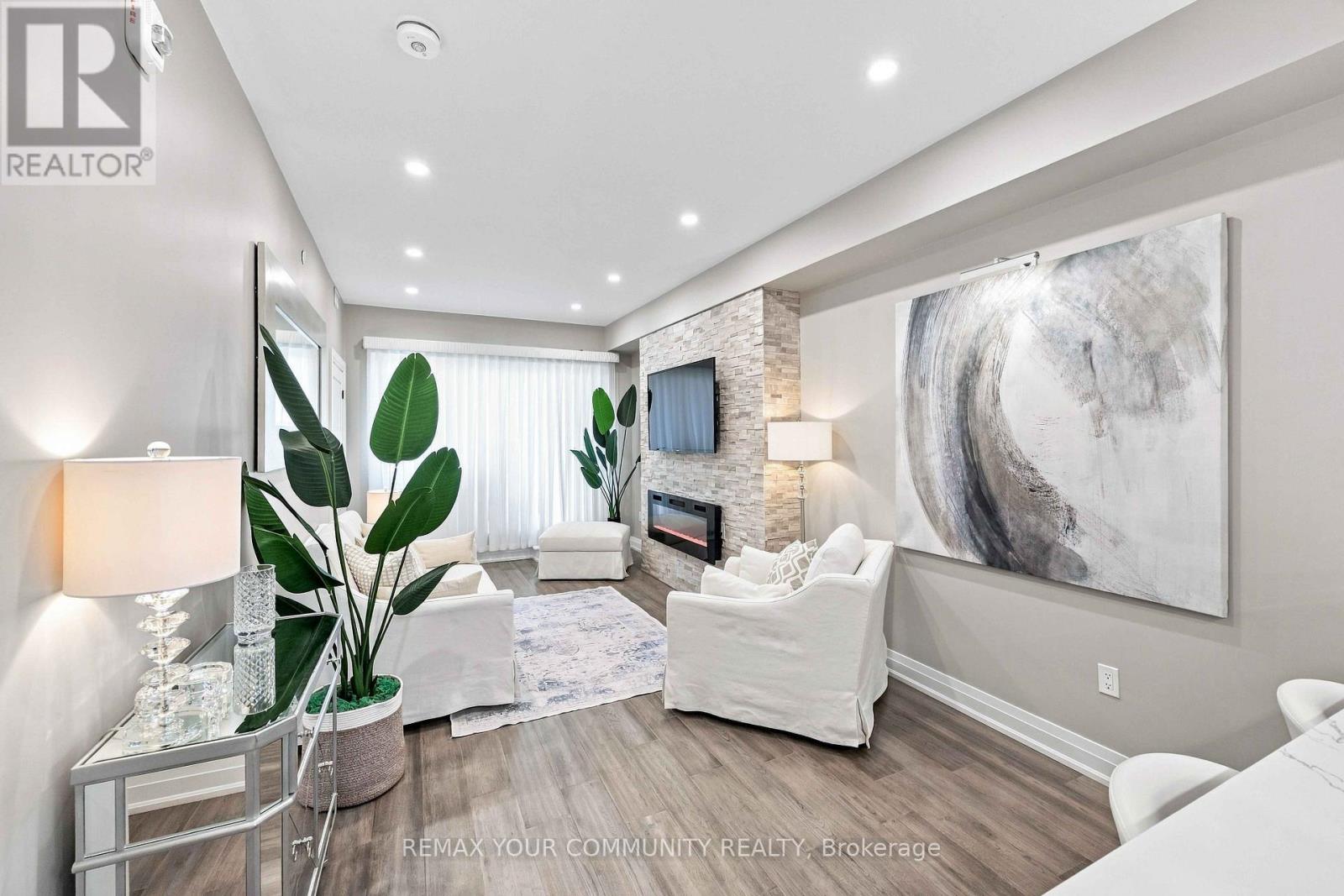 238 - 555 William Graham Drive, Aurora, Ontario  L4G 4H9 - Photo 8 - N13744312