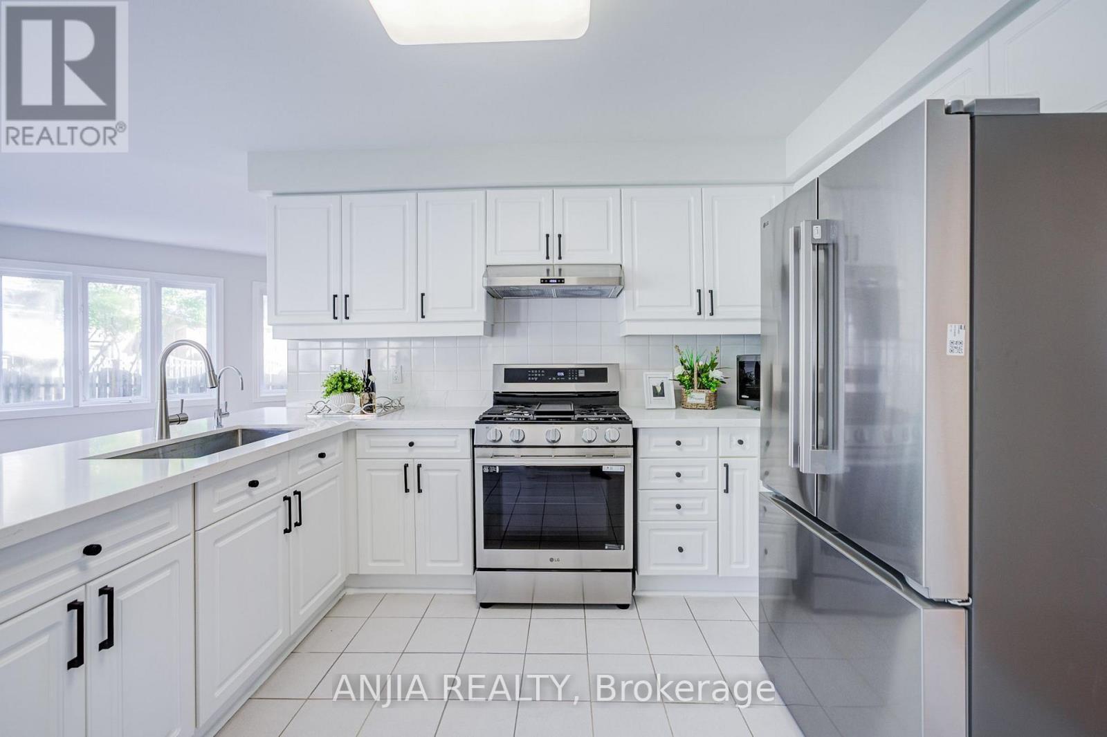32 Turnberry Crescent, Markham, Ontario  L3R 0R6 - Photo 14 - N13744328