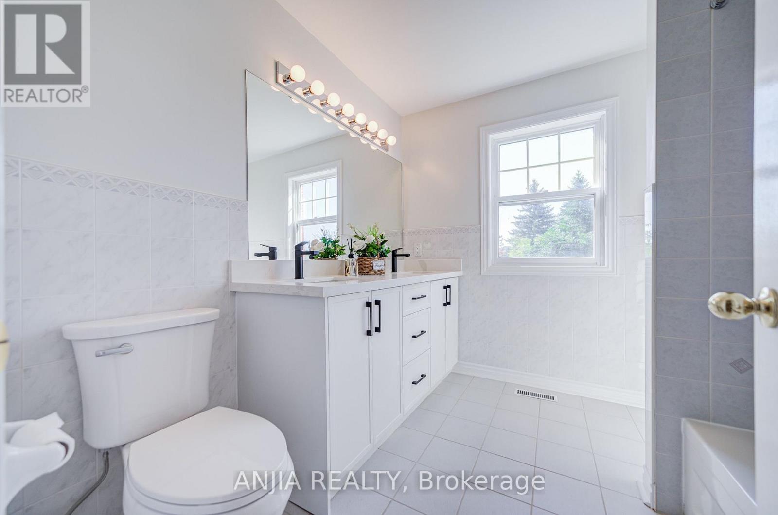 32 Turnberry Crescent, Markham, Ontario  L3R 0R6 - Photo 36 - N13744328