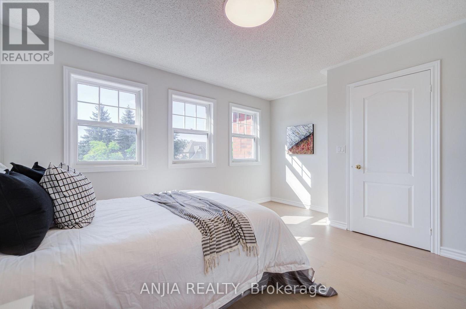 32 Turnberry Crescent, Markham, Ontario  L3R 0R6 - Photo 37 - N13744328