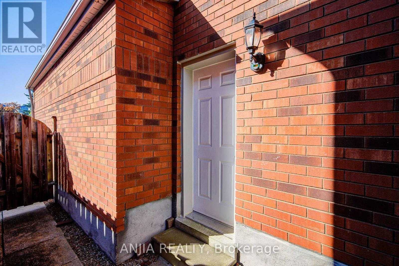 32 Turnberry Crescent, Markham, Ontario  L3R 0R6 - Photo 47 - N13744328