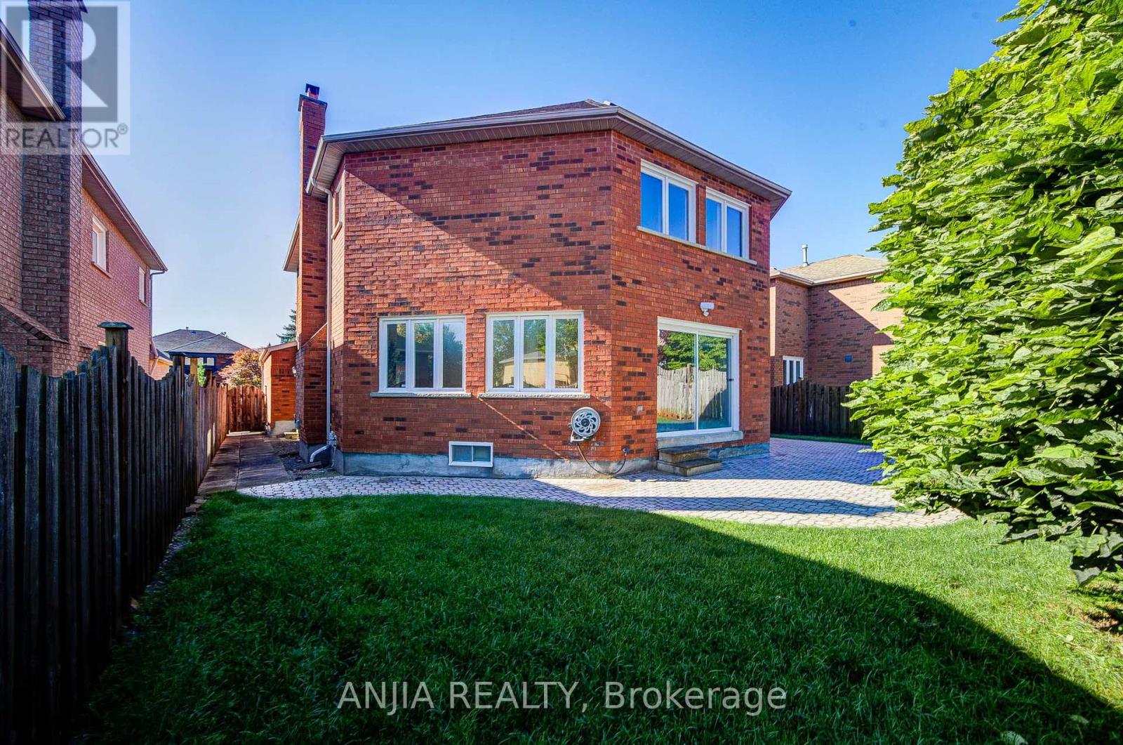 32 Turnberry Crescent, Markham, Ontario  L3R 0R6 - Photo 49 - N13744328