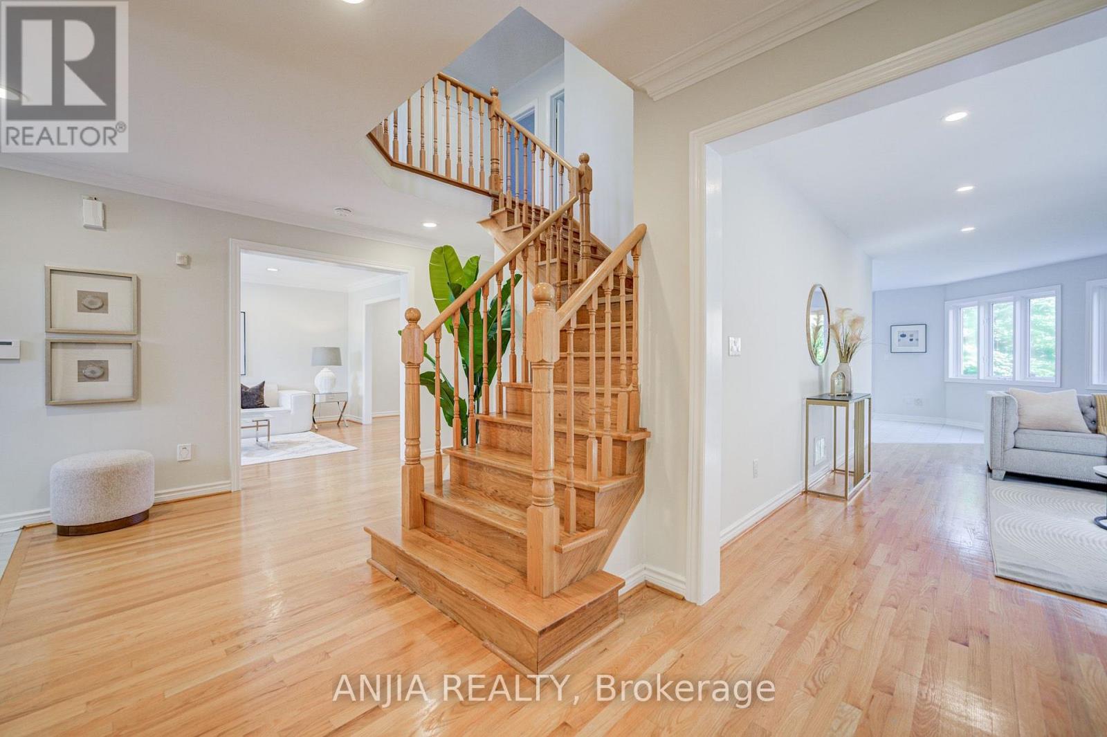 32 Turnberry Crescent, Markham, Ontario  L3R 0R6 - Photo 6 - N13744328
