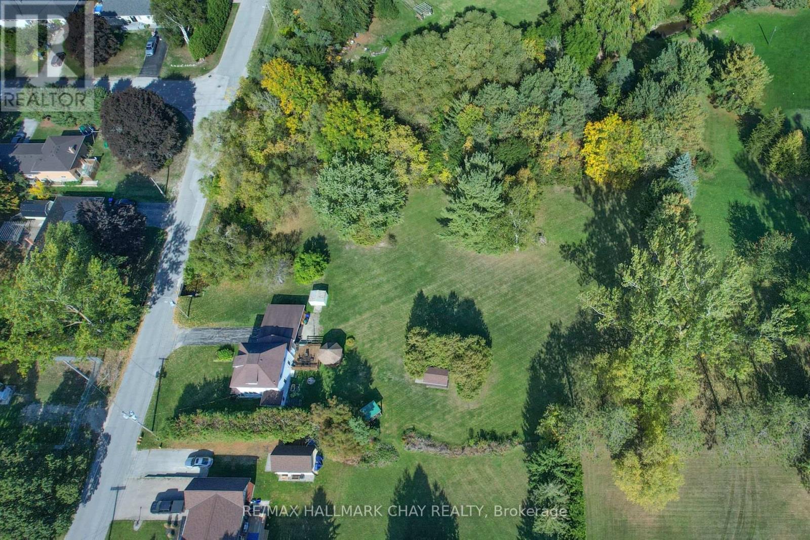 213 Dominion Drive, Clearview (Stayner), Ontario  L0M 1S0 - Photo 17 - S13744316
