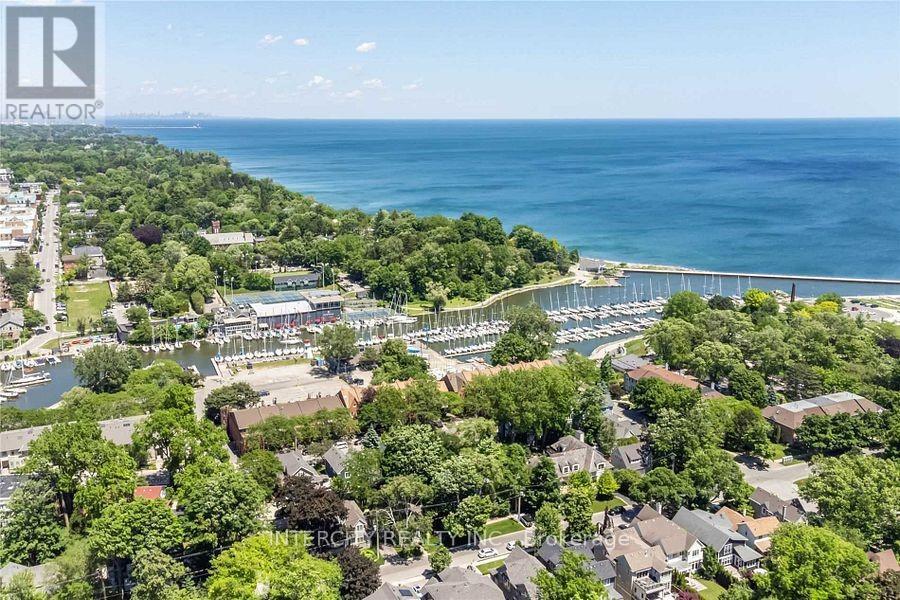 86 Lakeshore Road W, Oakville, Ontario  L6K 3A2 - Photo 48 - W13744206