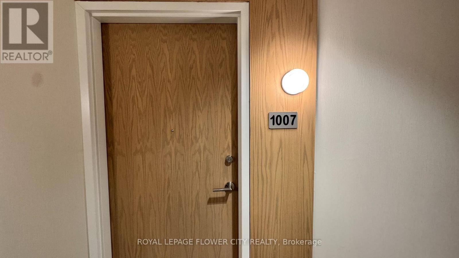 1007 - 2825 Jane Street, Toronto, Ontario  M3N 0A8 - Photo 2 - W13744246