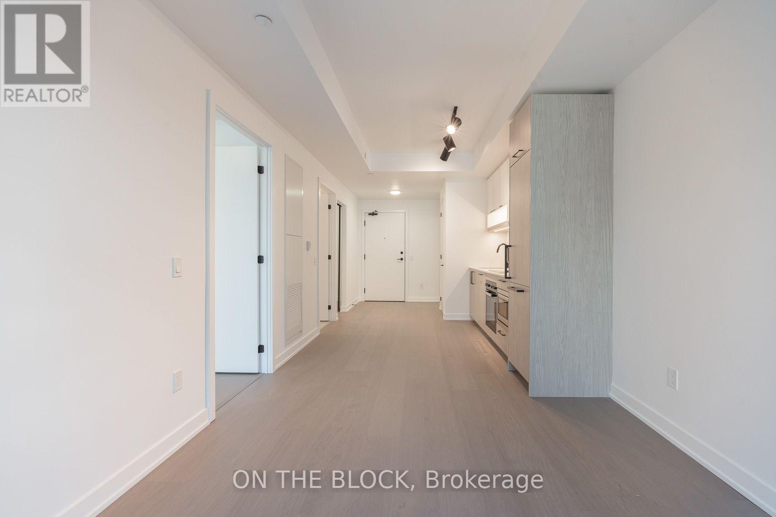 91 Montclair Avenue, Toronto, Ontario  M5P 0A9 - Photo 16 - C13742914