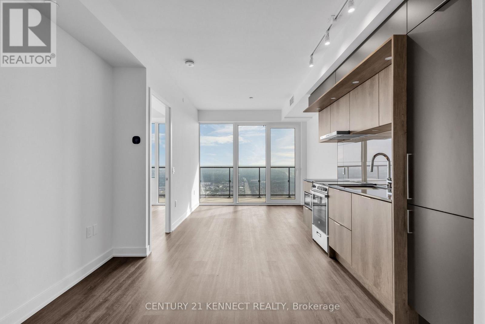 6112 - 448 BURNHAMTHORPE ROAD W, Mississauga, Ontario