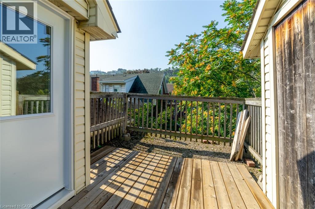 124 Gladstone Avenue Unit# 3, Hamilton, Ontario  L8M 2H9 - Photo 3 - 40860062