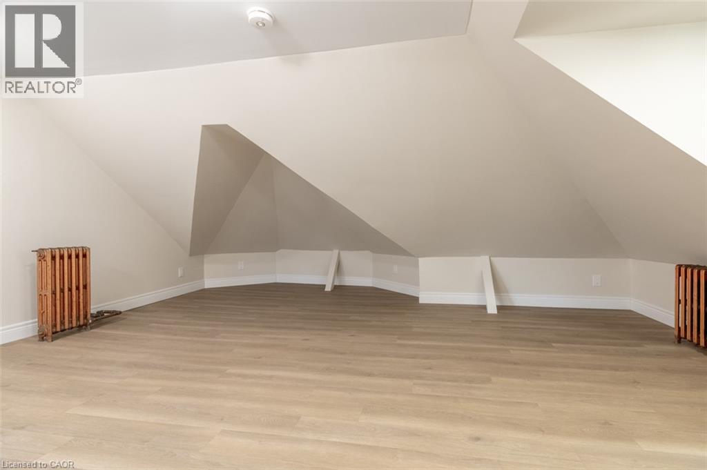 124 Gladstone Avenue Unit# 3, Hamilton, Ontario  L8M 2H9 - Photo 9 - 40860062