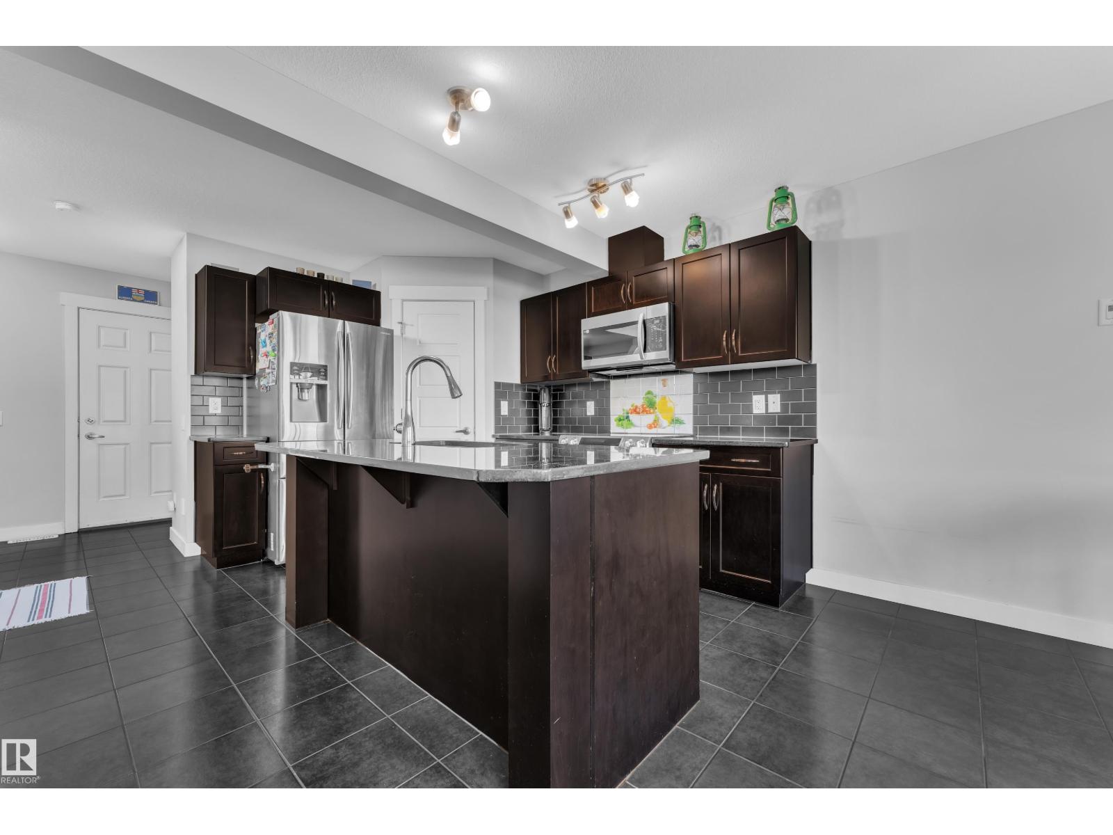 9919 217 St NW, Edmonton, Alberta T5T 4T5 - Photo 11 - E4507040