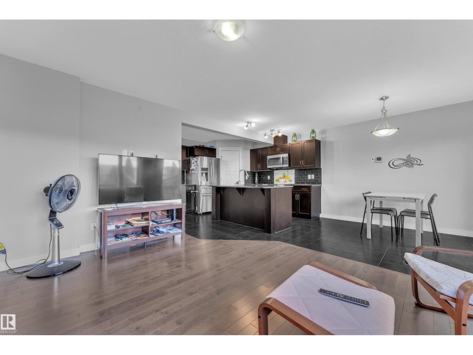 9919 217 St NW, Edmonton, Alberta T5T 4T5 - Photo 9 - E4507040