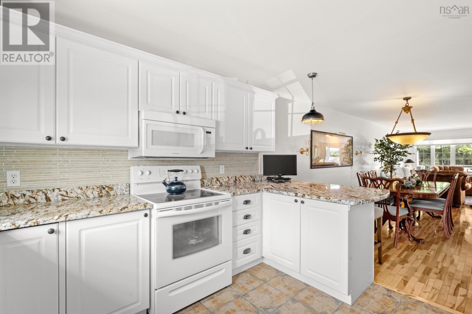 21 Millennium Drive, Chester, Nova Scotia  B0J 1J0 - Photo 13 - 202622410