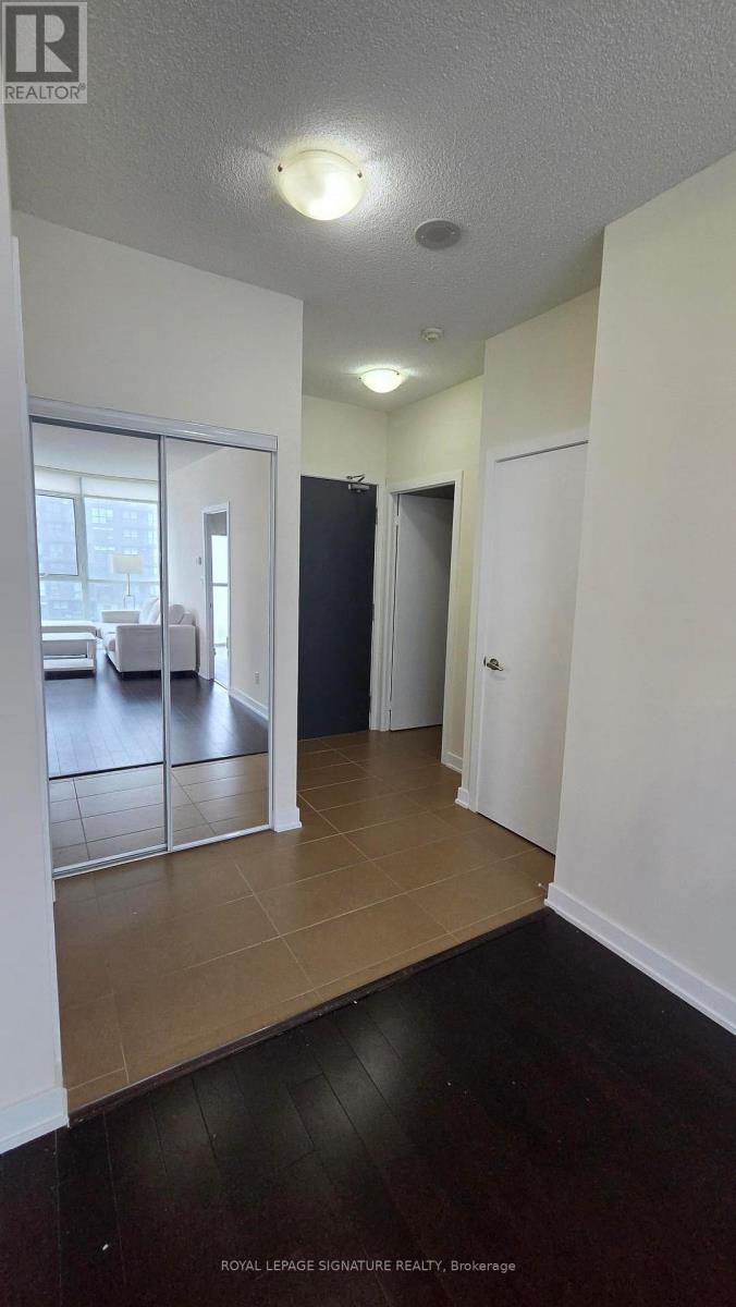 3604 - 4070 Confederation Parkway, Mississauga, Ontario  L5B 0E9 - Photo 15 - W13743590