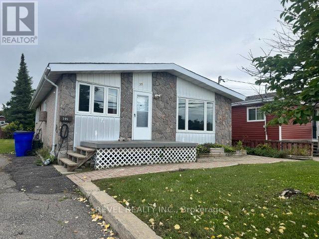 205 Jubilee Avenue W, Timmins, Ontario  P4N 4N1 - Photo 1 - T13744538
