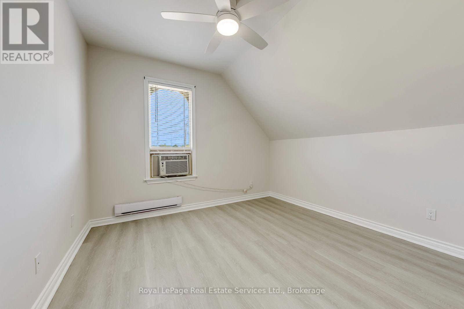 21 Centre Street S, Brampton, Ontario  L6W 2X7 - Photo 18 - W13744564