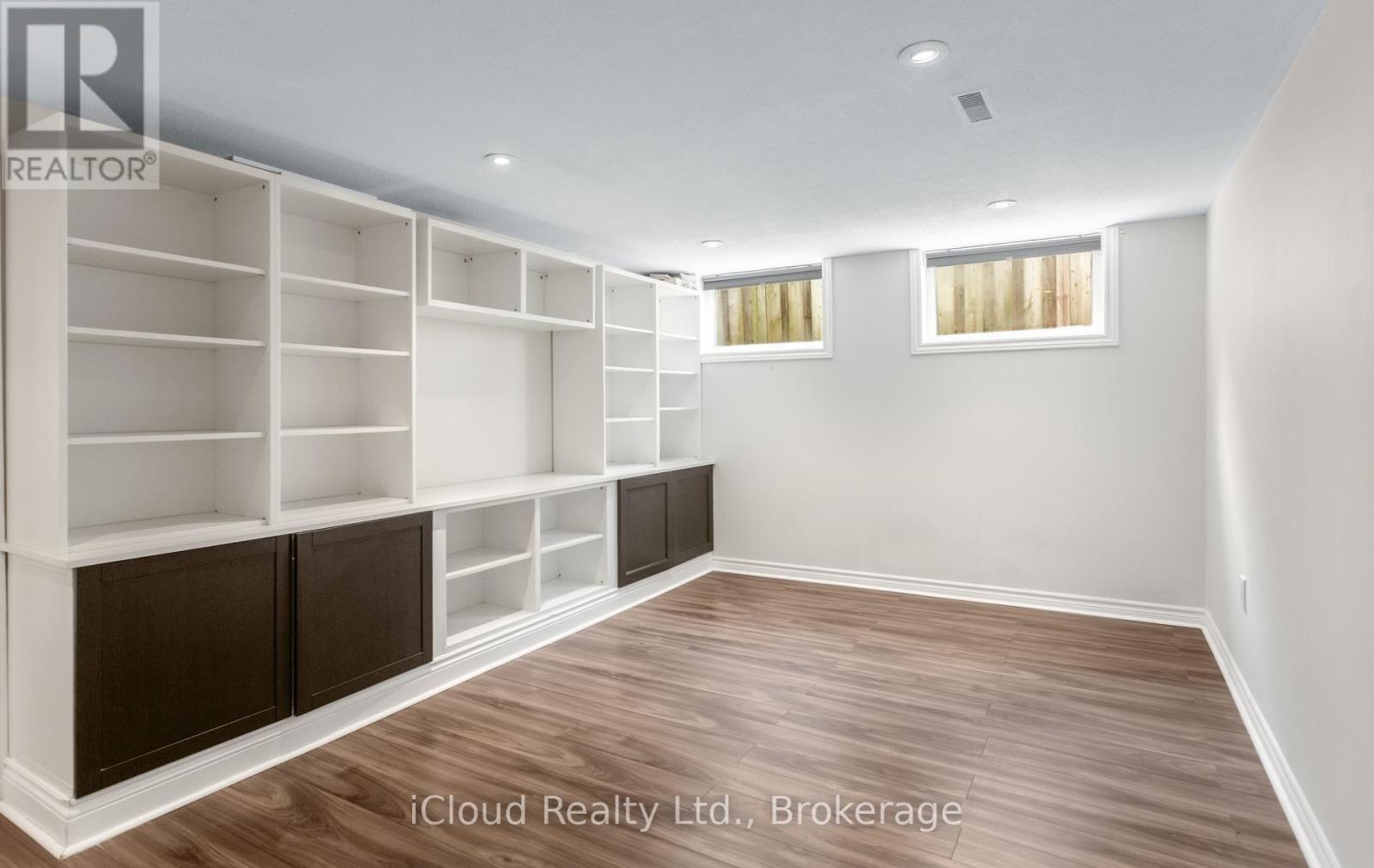 588 Walkers Line, Burlington, Ontario  L7N 2E5 - Photo 33 - W13742802