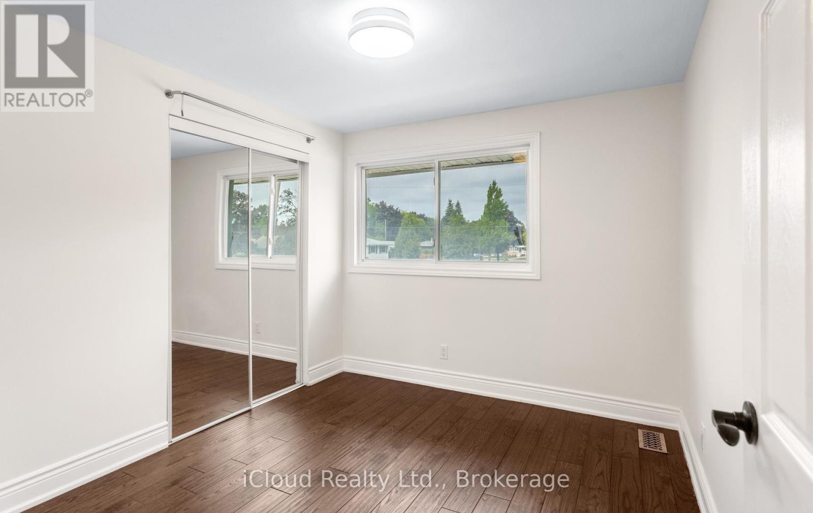 588 Walkers Line, Burlington, Ontario  L7N 2E5 - Photo 28 - W13742802