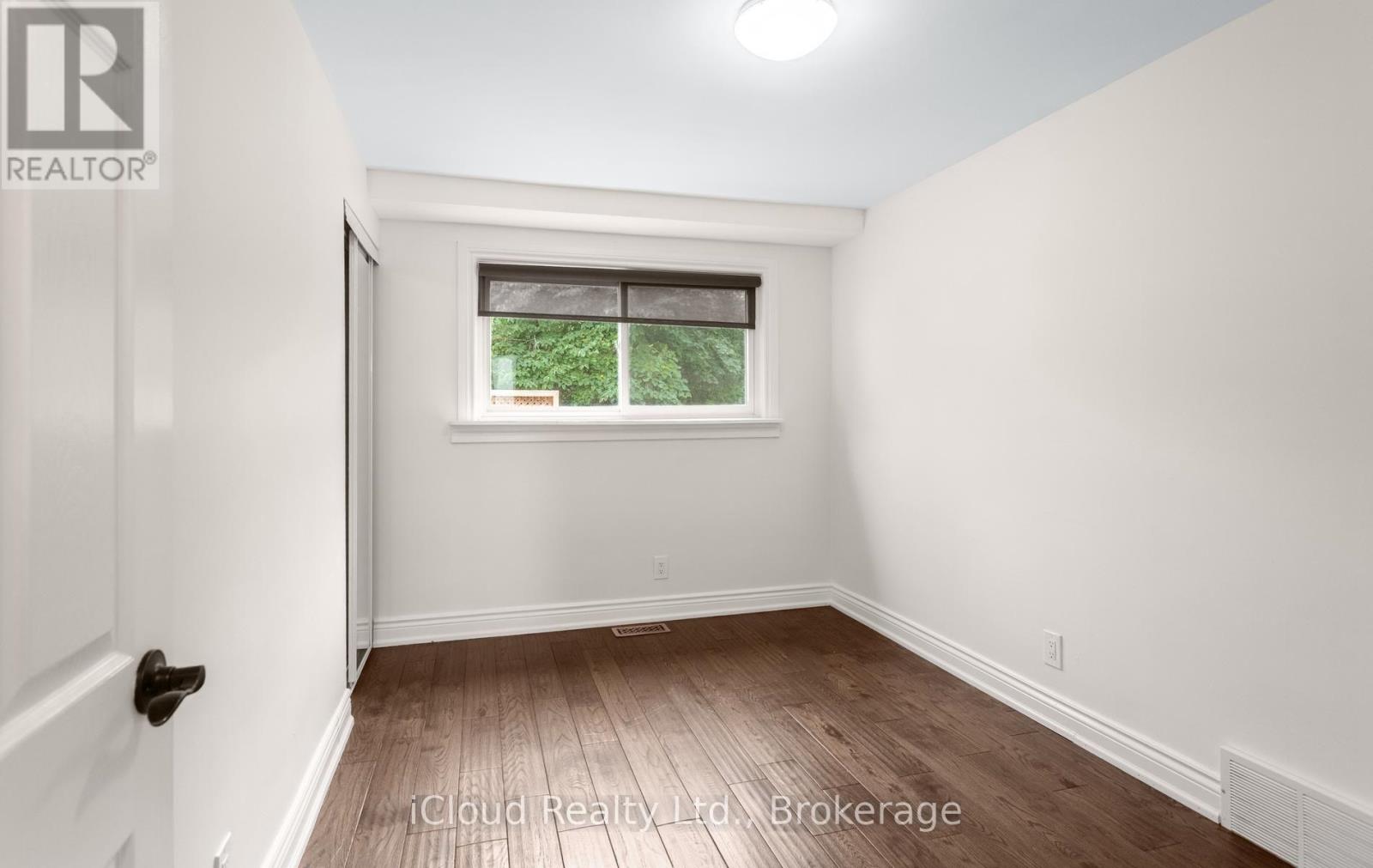 588 Walkers Line, Burlington, Ontario  L7N 2E5 - Photo 7 - W13742802
