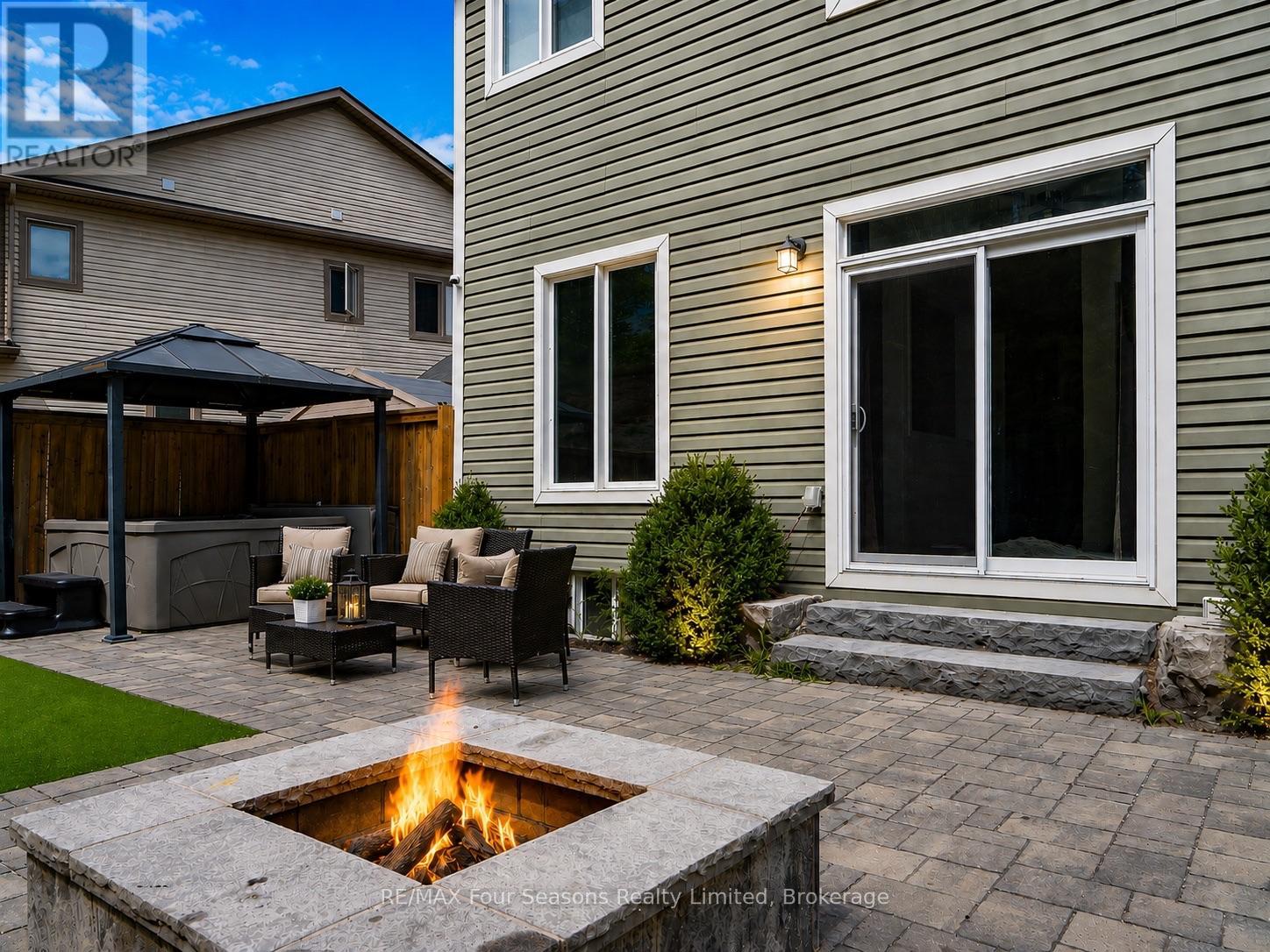 66 Christy Drive, Wasaga Beach, Ontario  L9Z 0E5 - Photo 19 - S13744344