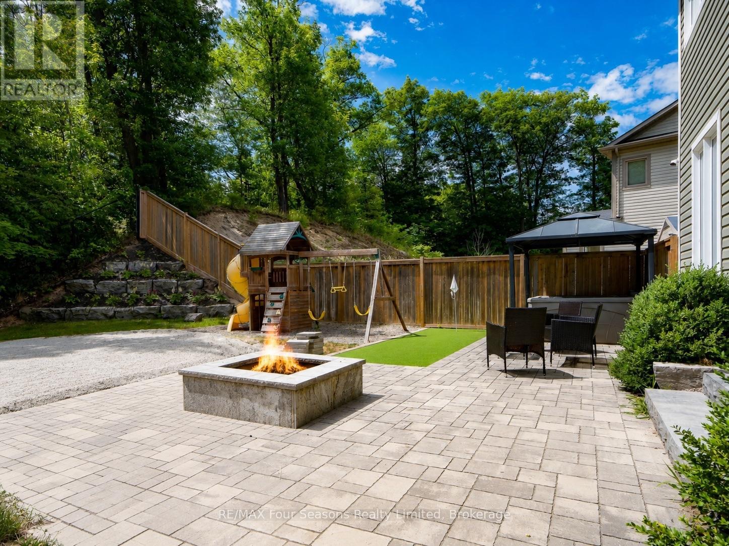 66 Christy Drive, Wasaga Beach, Ontario  L9Z 0E5 - Photo 20 - S13744344