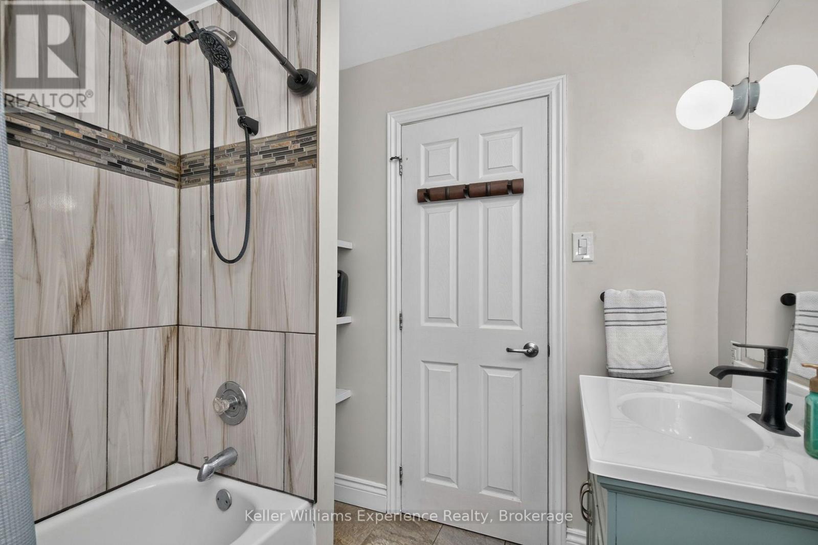128 Ninth Street, Midland, Ontario  L4R 4B8 - Photo 21 - S13744450