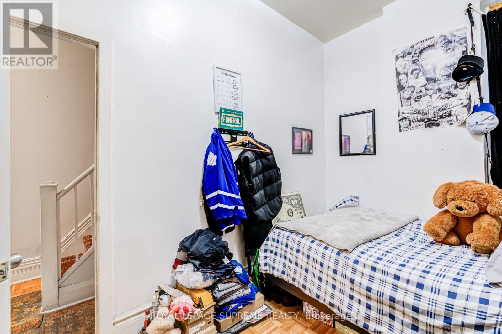 238 Brock Avenue, Toronto, Ontario  M6K 2M2 - Photo 14 - C13744362