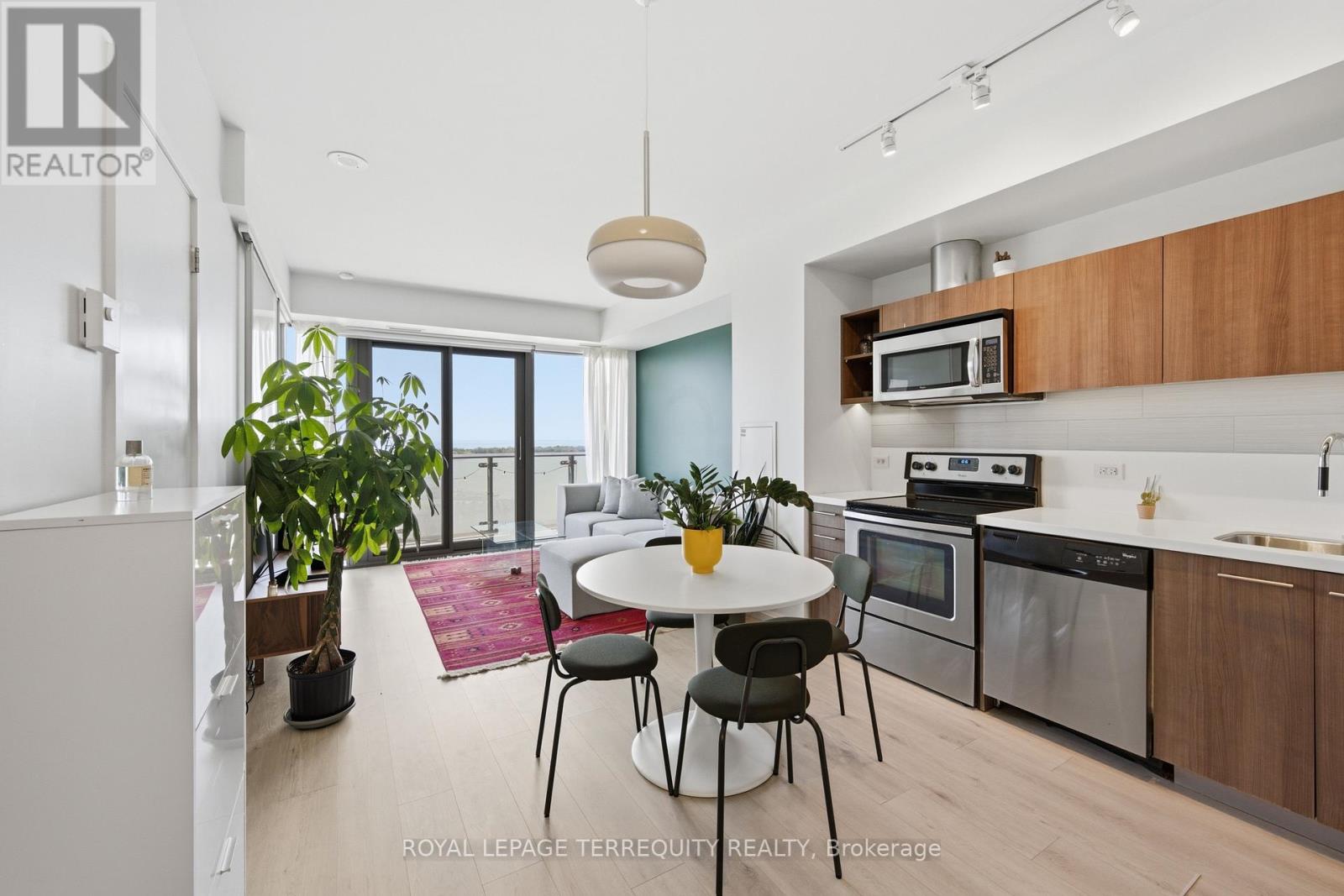 2107 - 70 DISTILLERY LANE, Toronto, Ontario