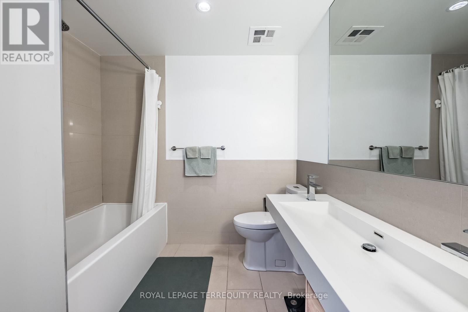 2107 - 70 Distillery Lane, Toronto, Ontario  M5A 0E3 - Photo 14 - C13744378
