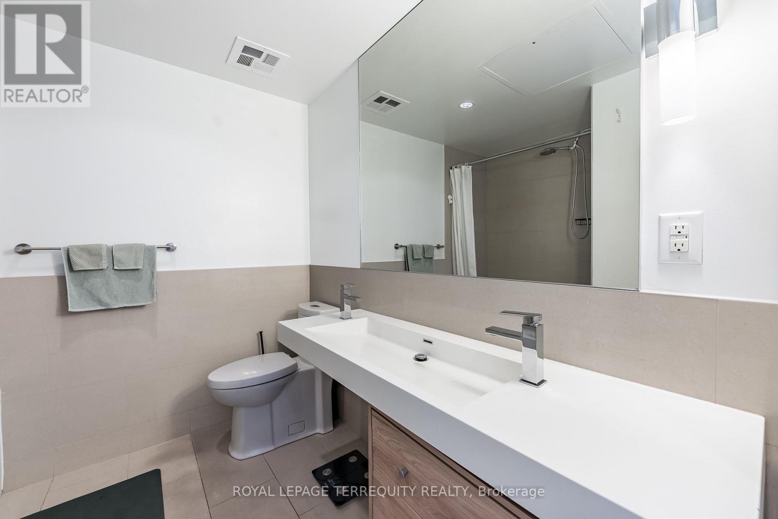 2107 - 70 Distillery Lane, Toronto, Ontario  M5A 0E3 - Photo 15 - C13744378