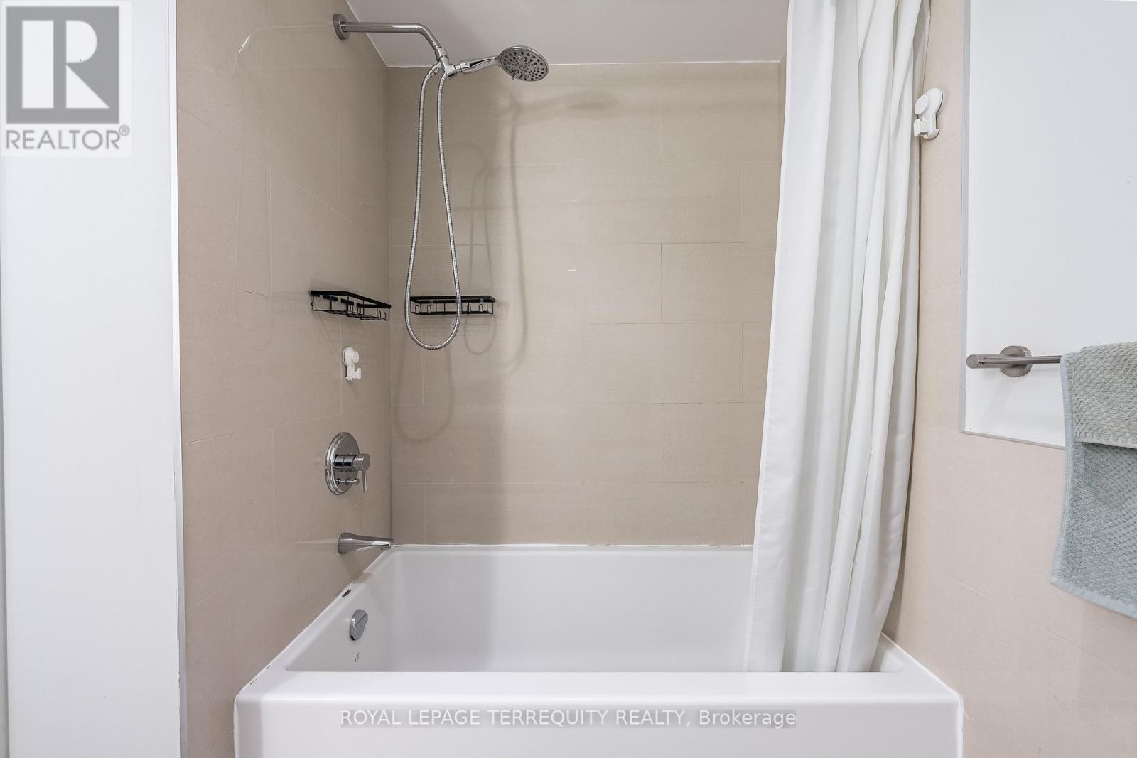 2107 - 70 Distillery Lane, Toronto, Ontario  M5A 0E3 - Photo 16 - C13744378