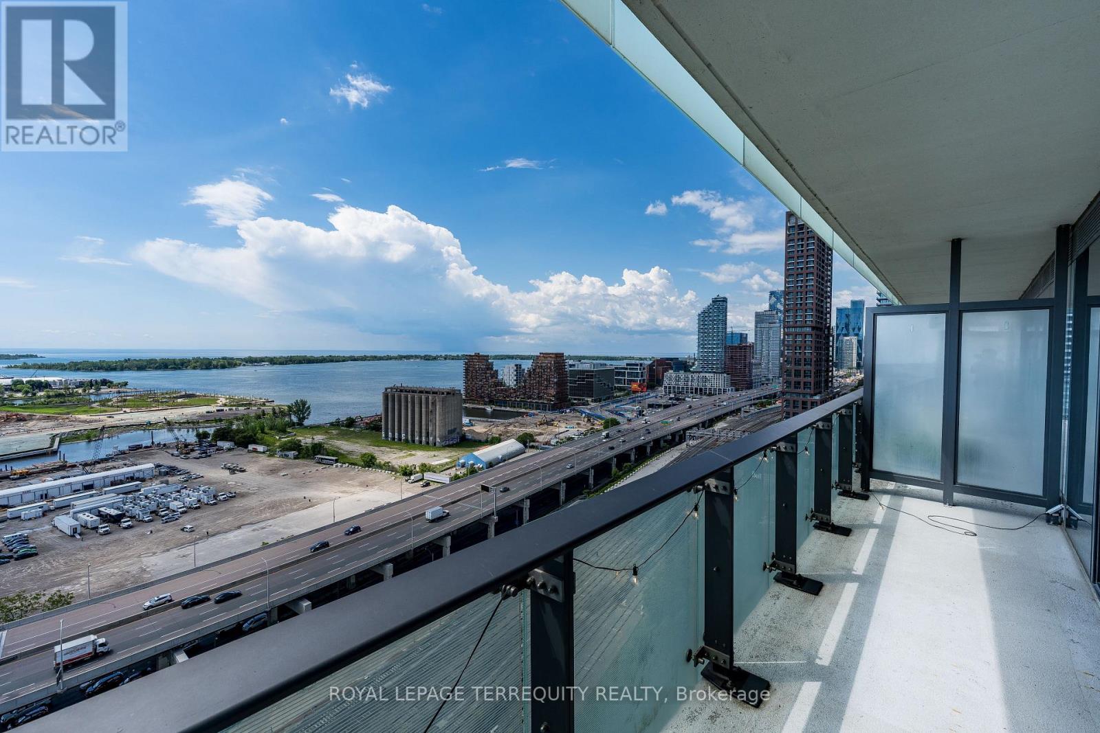 2107 - 70 Distillery Lane, Toronto, Ontario  M5A 0E3 - Photo 21 - C13744378