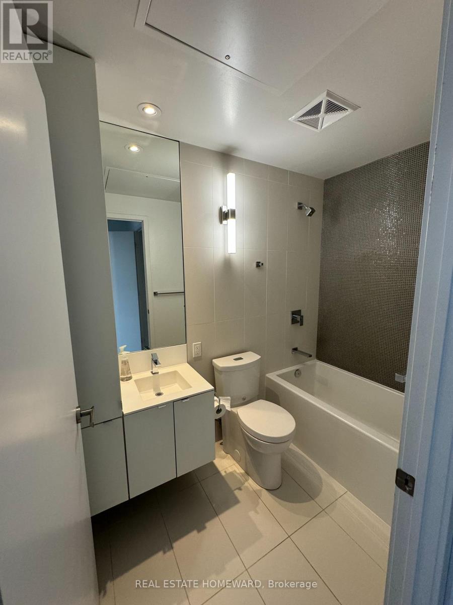 1901 - 125 Peter Street, Toronto, Ontario  M5V 0M2 - Photo 16 - C13744422