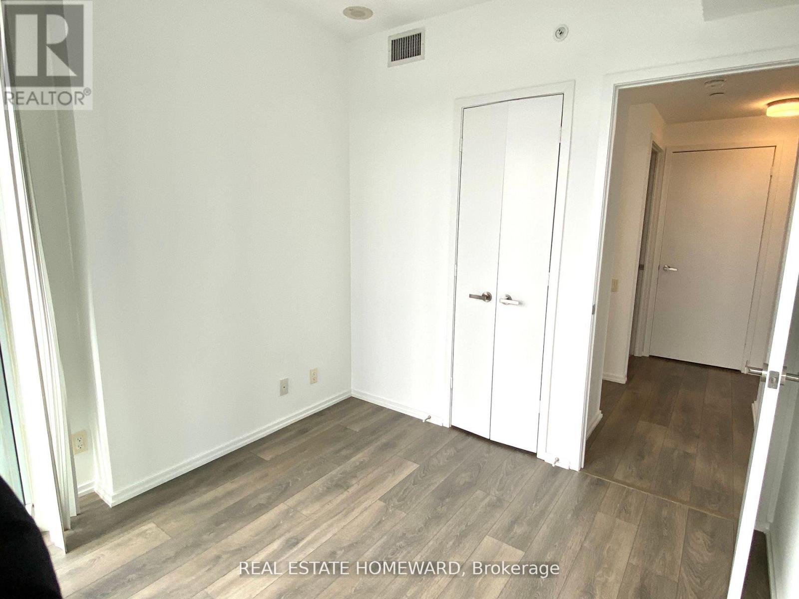 1901 - 125 Peter Street, Toronto, Ontario  M5V 0M2 - Photo 20 - C13744422