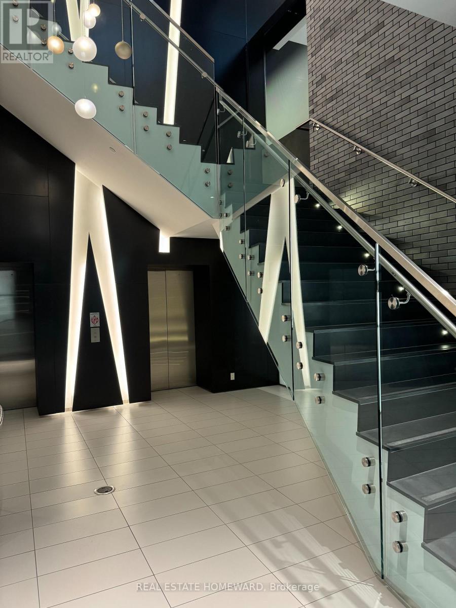 1901 - 125 Peter Street, Toronto, Ontario  M5V 0M2 - Photo 25 - C13744422