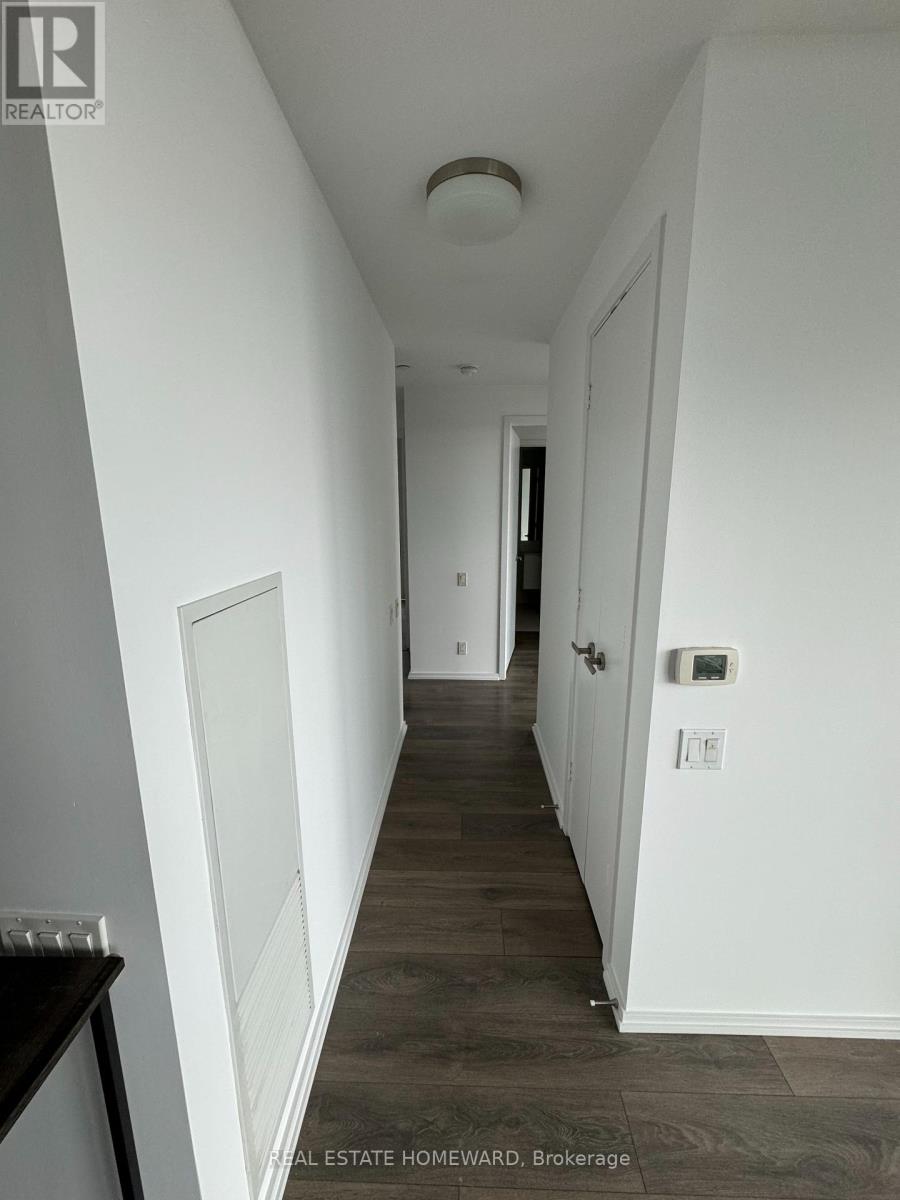 1901 - 125 Peter Street, Toronto, Ontario  M5V 0M2 - Photo 7 - C13744422