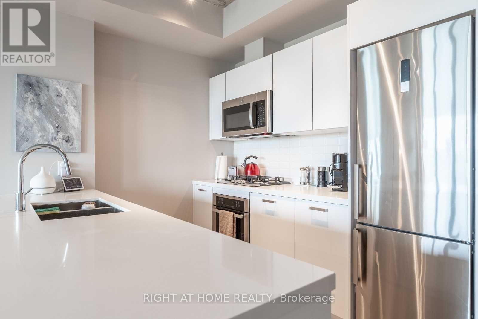 820 - 608 Richmond Street W, Toronto, Ontario  M5V 0N9 - Photo 10 - C13744522